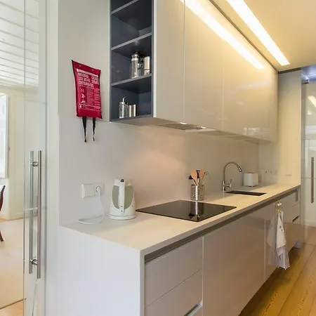 Excellent 2 Bedroom Apartment In Lisbon Lägenhet